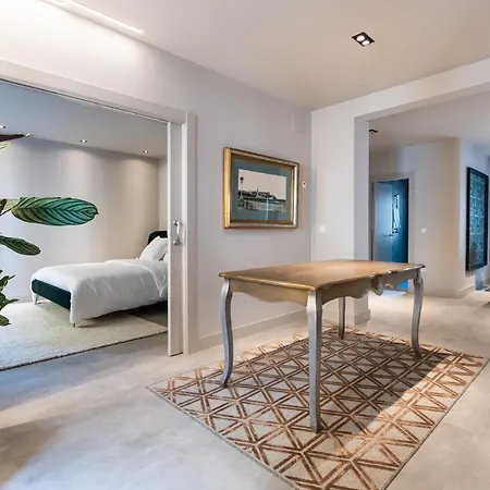 Apartamento De Lujo En El Centro De *